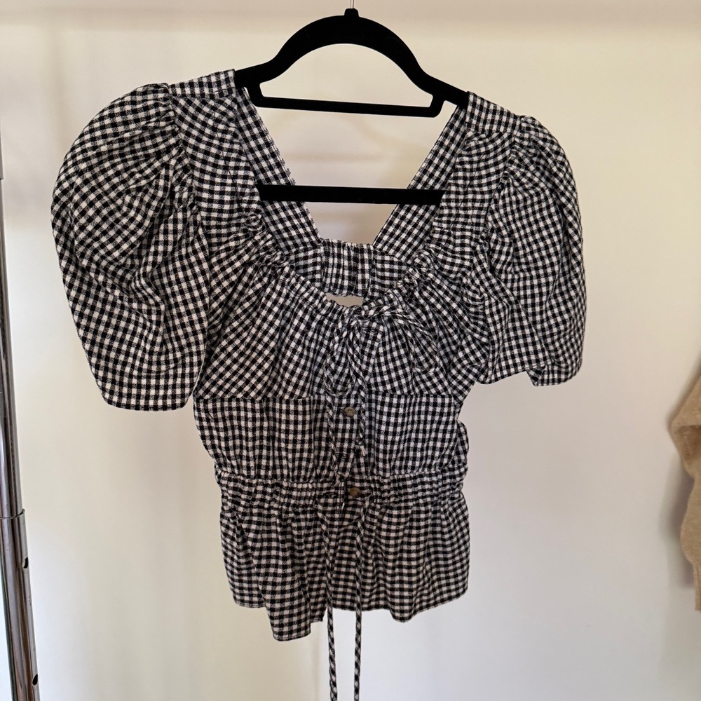 CIAO LUCIA Gingham Puff Sleeve Top
